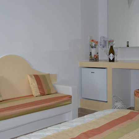 Pantheon Hotel Agios Georgios  Kültér fotó