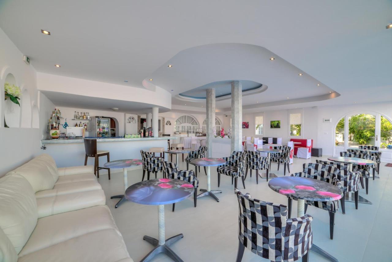 Pantheon Hotel Agios Georgios  Kültér fotó