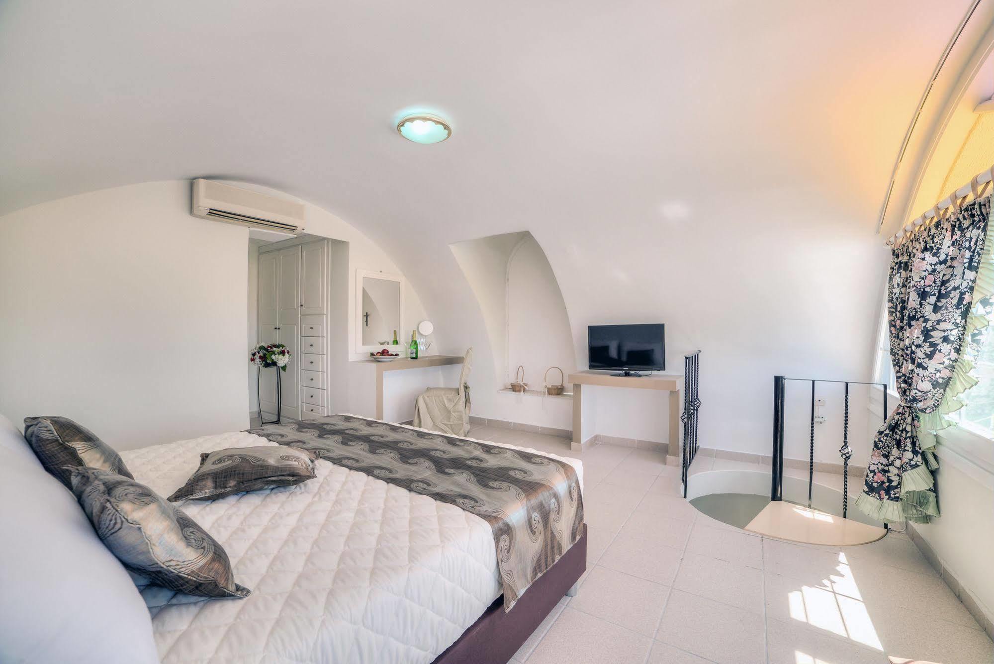 Pantheon Hotel Agios Georgios  Kültér fotó